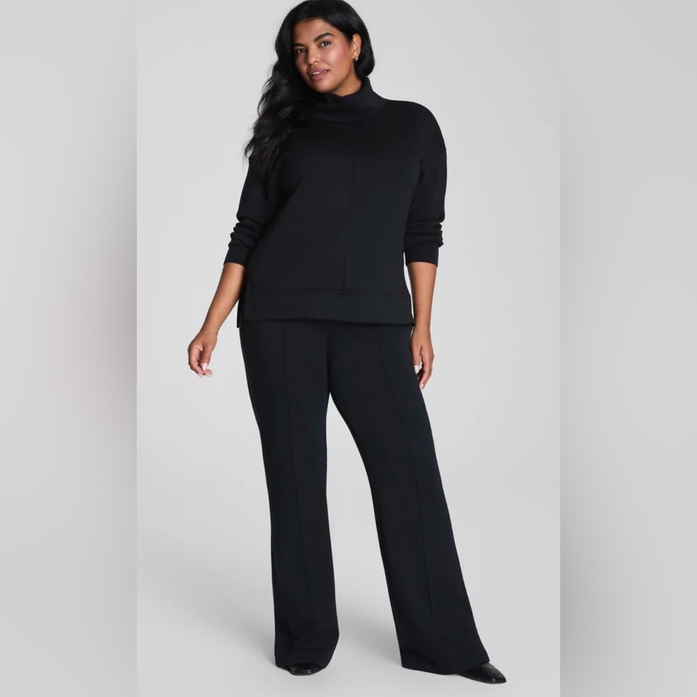 NWT Spanx Air Essentials Brushed Flare Pant - Medium